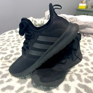 Adidas black tennis shoes size 6.5